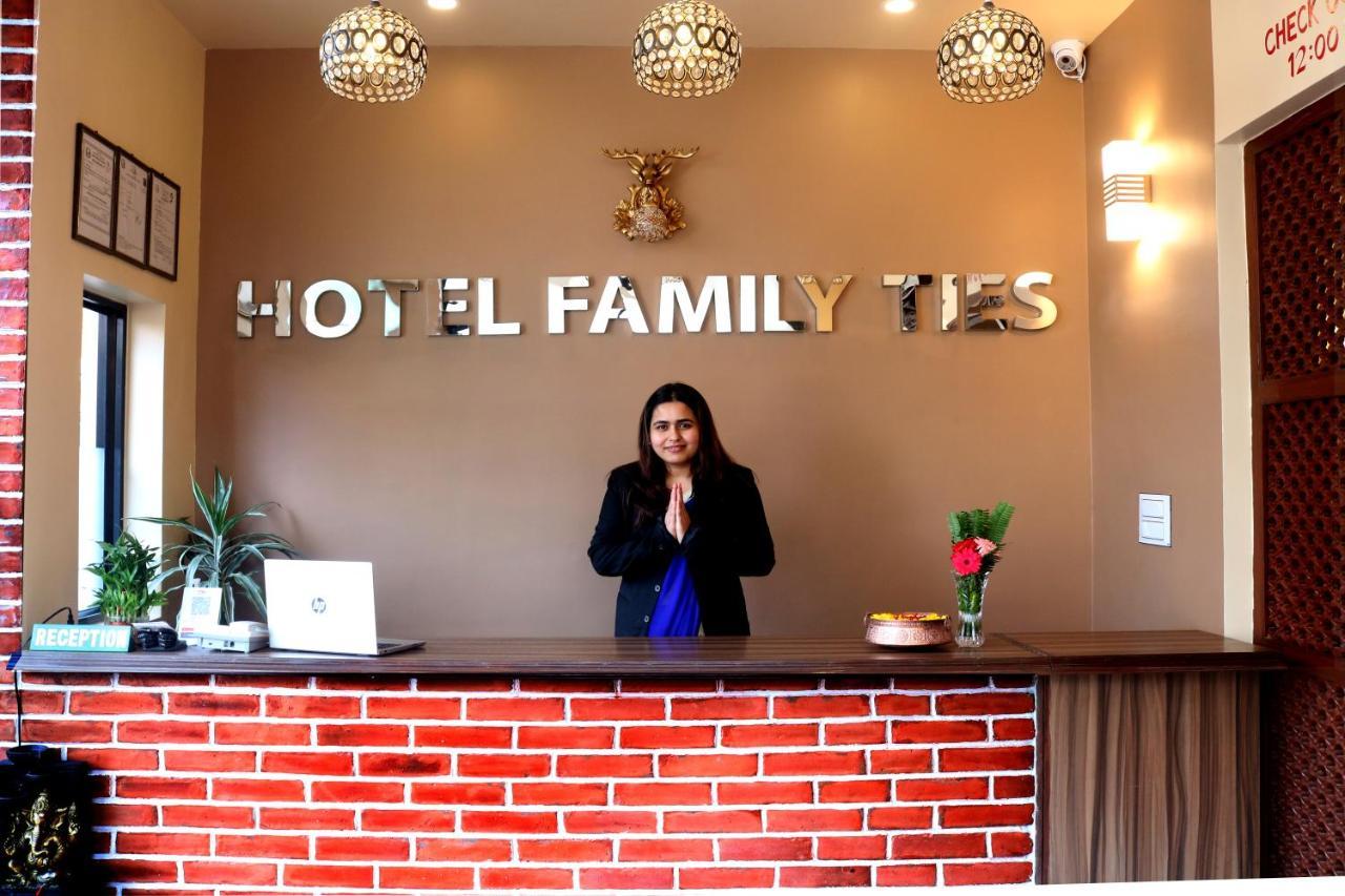 Hotel Family Ties Pvt. Ltd. Katmandu Kültér fotó