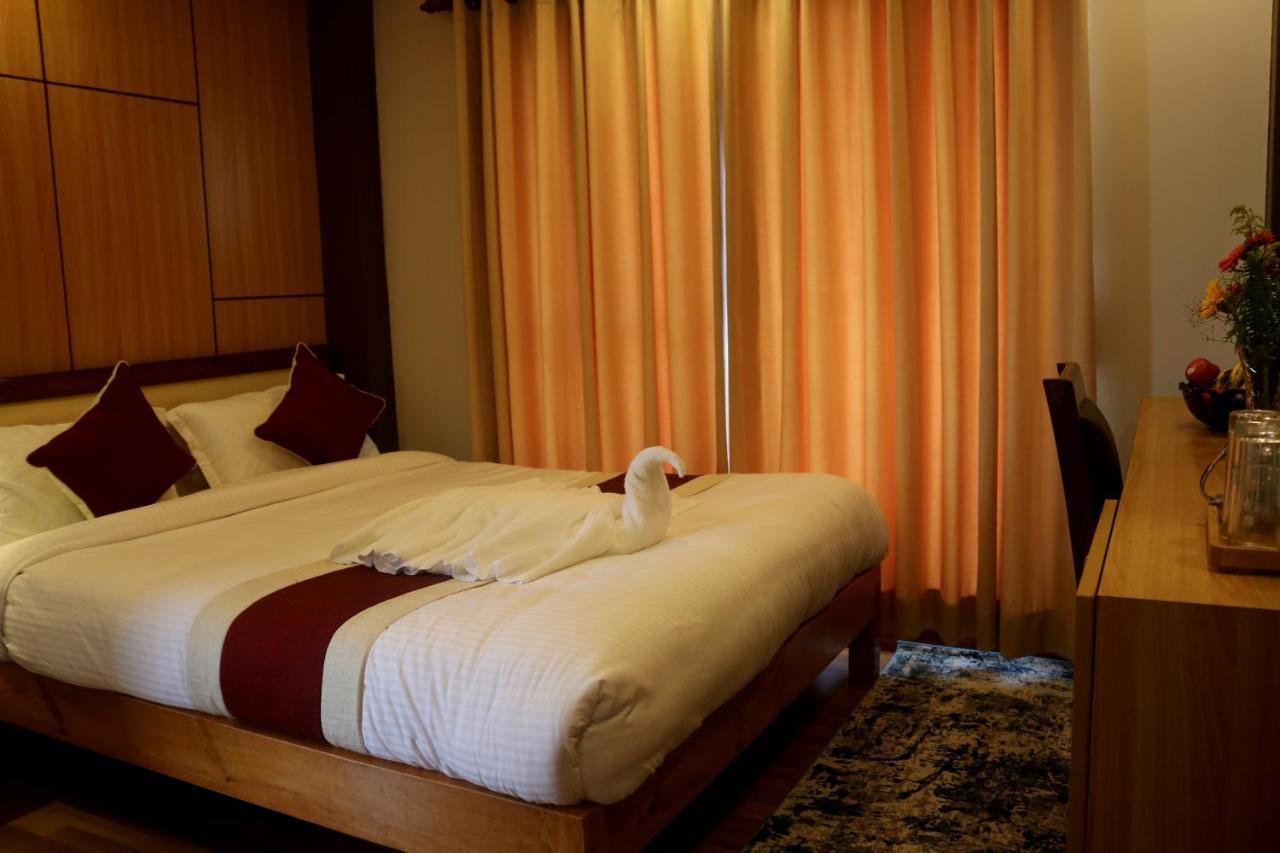 Hotel Family Ties Pvt. Ltd. Katmandu Kültér fotó