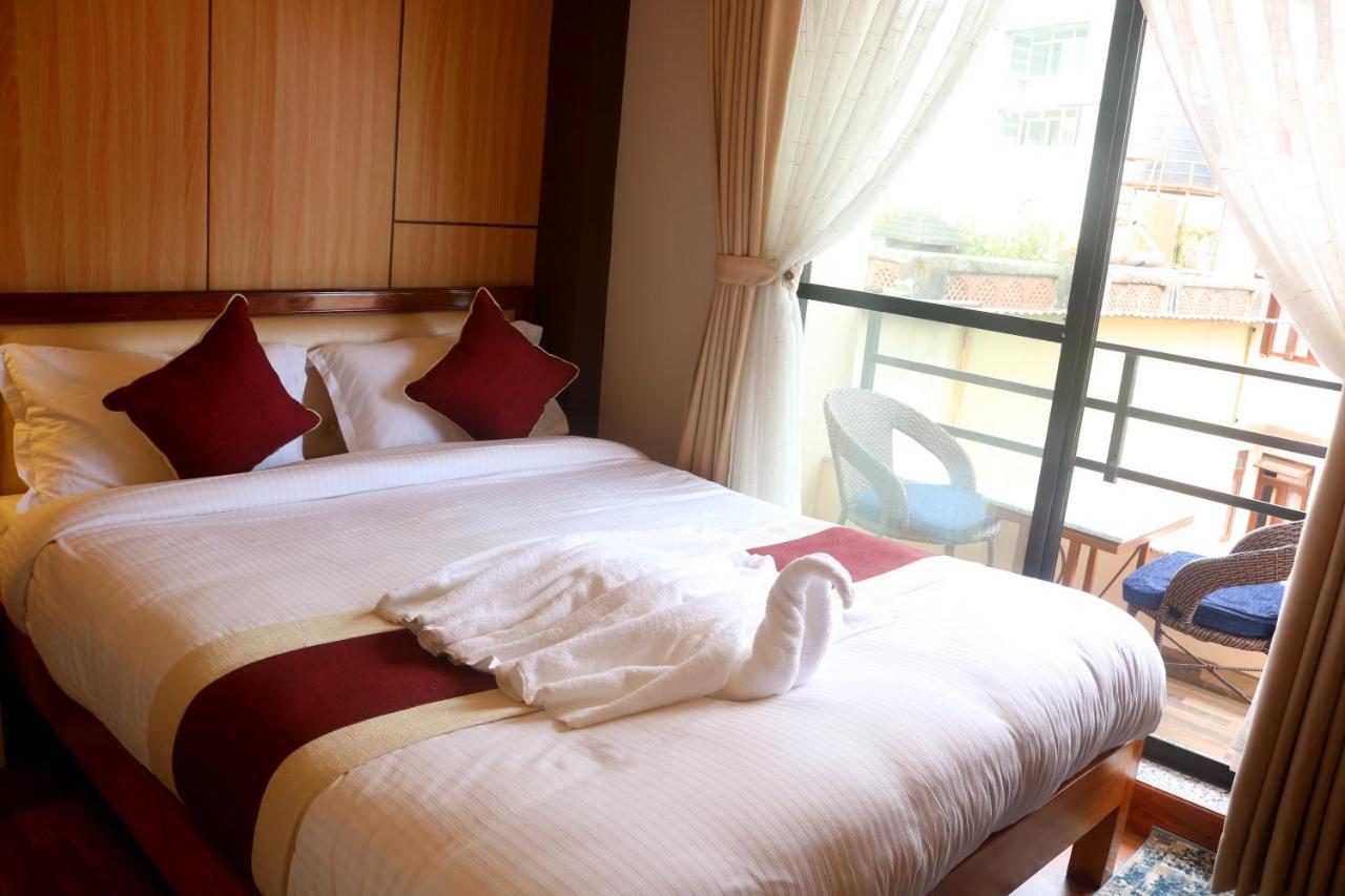 Hotel Family Ties Pvt. Ltd. Katmandu Kültér fotó