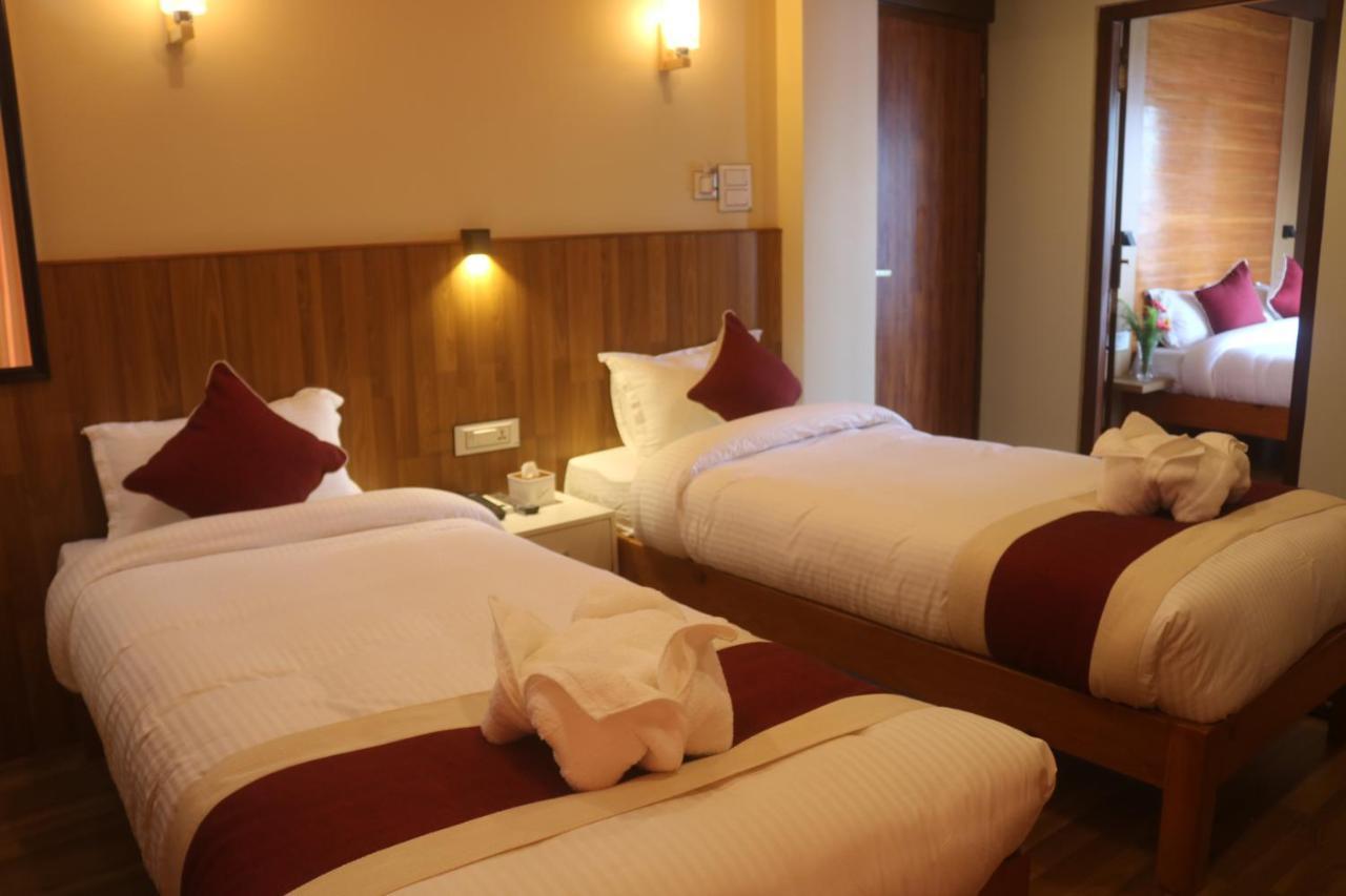 Hotel Family Ties Pvt. Ltd. Katmandu Kültér fotó